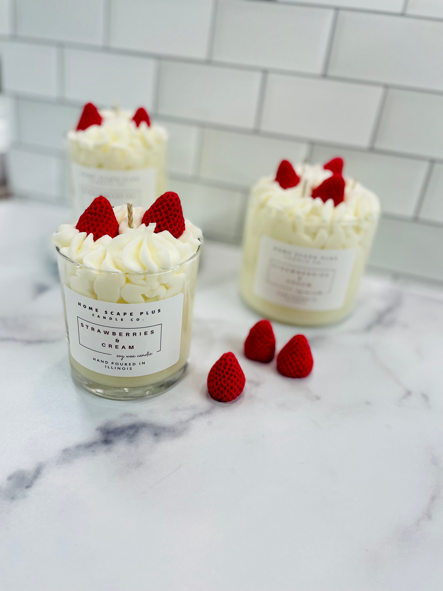 Soy Wax Candle Strawberries & Cream